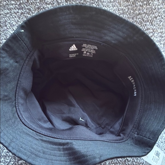 Adidas Classic Black Bucket Hat - Picture 2 of 8